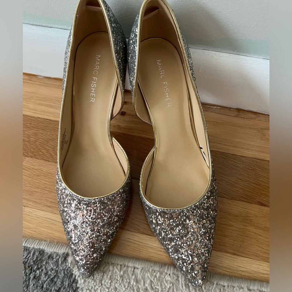 Marc Fisher Gold sequins heels